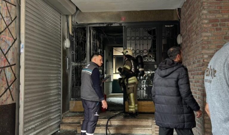 Beşiktaş yangınında can kaybı: 10 kişi mahsur kaldı – Son Dakika Türkiye Haberleri