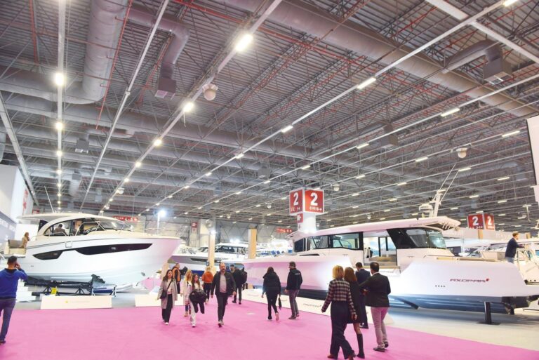 “Yurtiçi” Tekneye ve yata saldırı