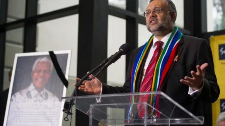 Amerika Birleşik Devletleri ve Güney Afrika arasındaki “ırkçılık” krizi: sınır dışı edilen büyükelçi