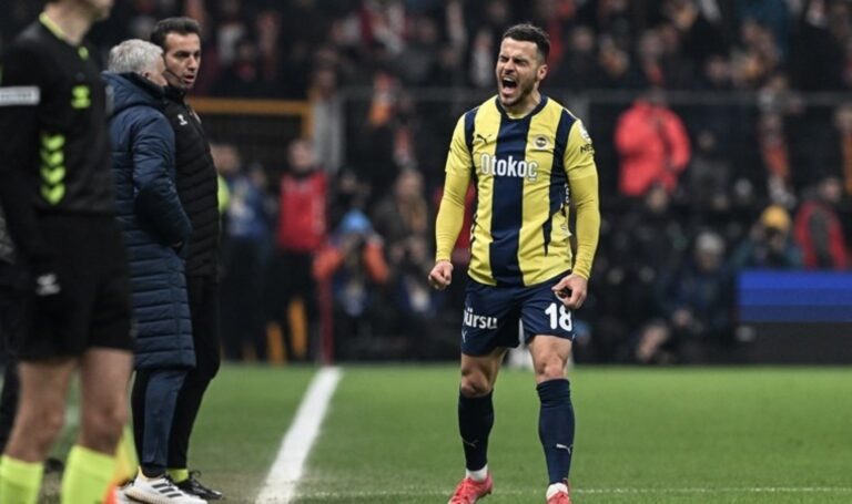 Derbi öncesi Filip Kostic’ten Fenerbahçe’ye kötü haber! – Son Dakika Spor Haberleri