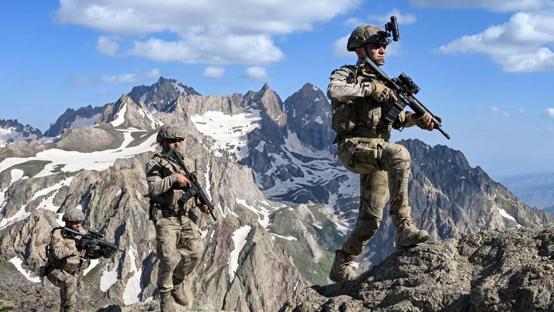Hakkari-Gravek-Gracler-AA-2069087
