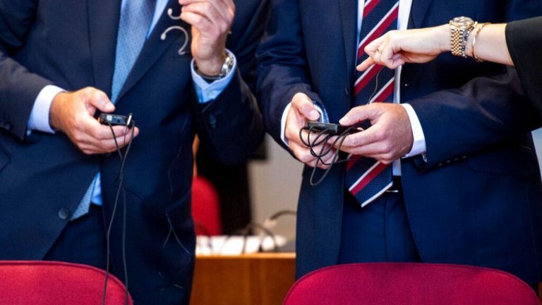 Almanya tarihindeki en büyük vergi dolandırıcılığı davasının kilit ismi ertelenmiş hapis cezası aldı