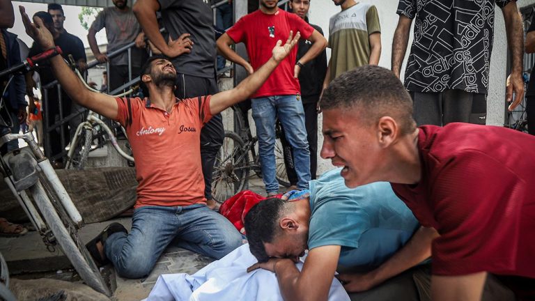 Soykırımcı İsrail’in Gazze’ye saldırılarında can kaybı son 24 saatte 50 artarak 66 bin 55’e yükseldi