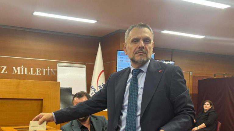Bayrampaşa Belediyesi Başkan Vekili İbrahim Akın oldu